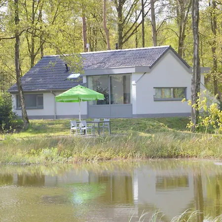 Holiday home Alluring In Limburg Near Forest *