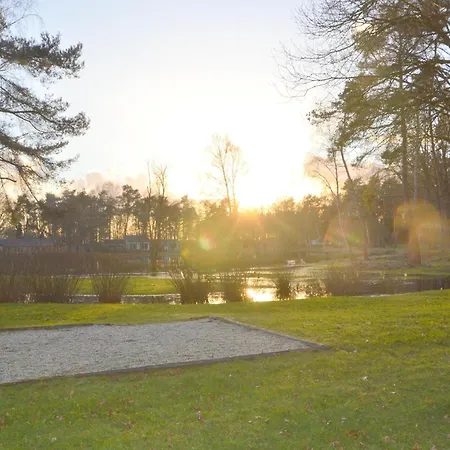Holiday home Alluring In Limburg Near Forest