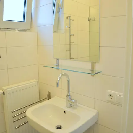 Holiday home Alluring In Limburg Near Forest *