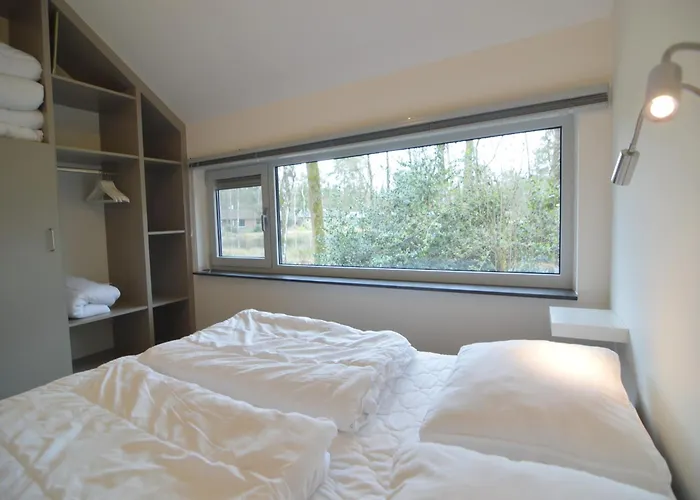 別荘 Alluring In Limburg Near Forest